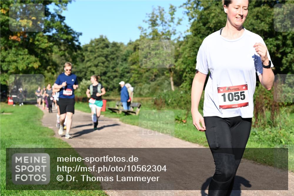 27.09.2026 - 35. Volkslauf durch das schöne Alstertal Dr. Thomas Lammeyer http://msf.ph/oto/10562304 27.09.2026 10:07:31 Laufen 1055 meine-sportfotos.de