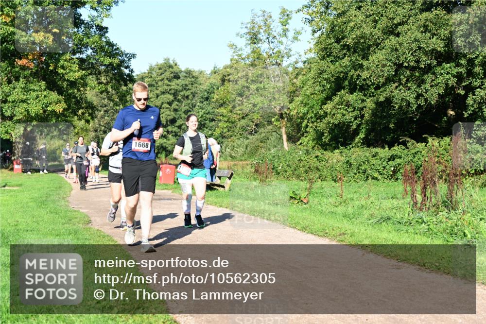 27.09.2026 - 35. Volkslauf durch das schöne Alstertal Dr. Thomas Lammeyer http://msf.ph/oto/10562305 27.09.2026 10:07:32 Laufen 1668 meine-sportfotos.de