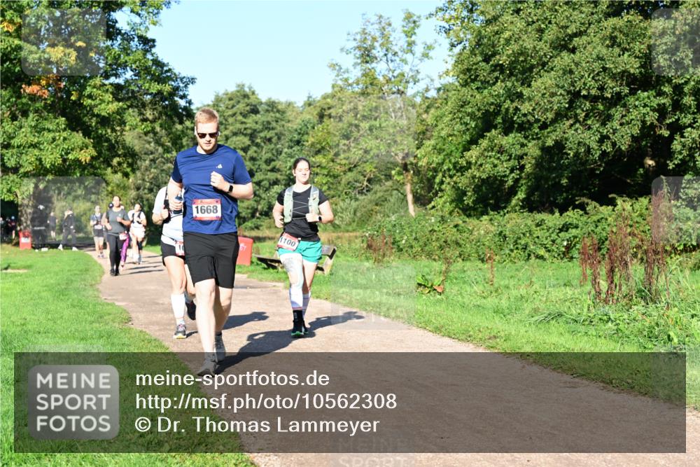 27.09.2026 - 35. Volkslauf durch das schöne Alstertal Dr. Thomas Lammeyer http://msf.ph/oto/10562308 27.09.2026 10:07:33 Laufen 1668, 1100 meine-sportfotos.de