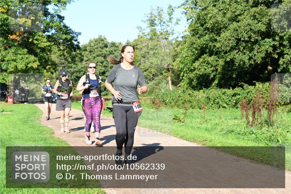 27.09.2026 - 35. Volkslauf durch das schöne Alstertal Dr. Thomas Lammeyer http://msf.ph/oto/10562339 27.09.2026 10:07:42 Laufen 102, 08, 109 meine-sportfotos.de