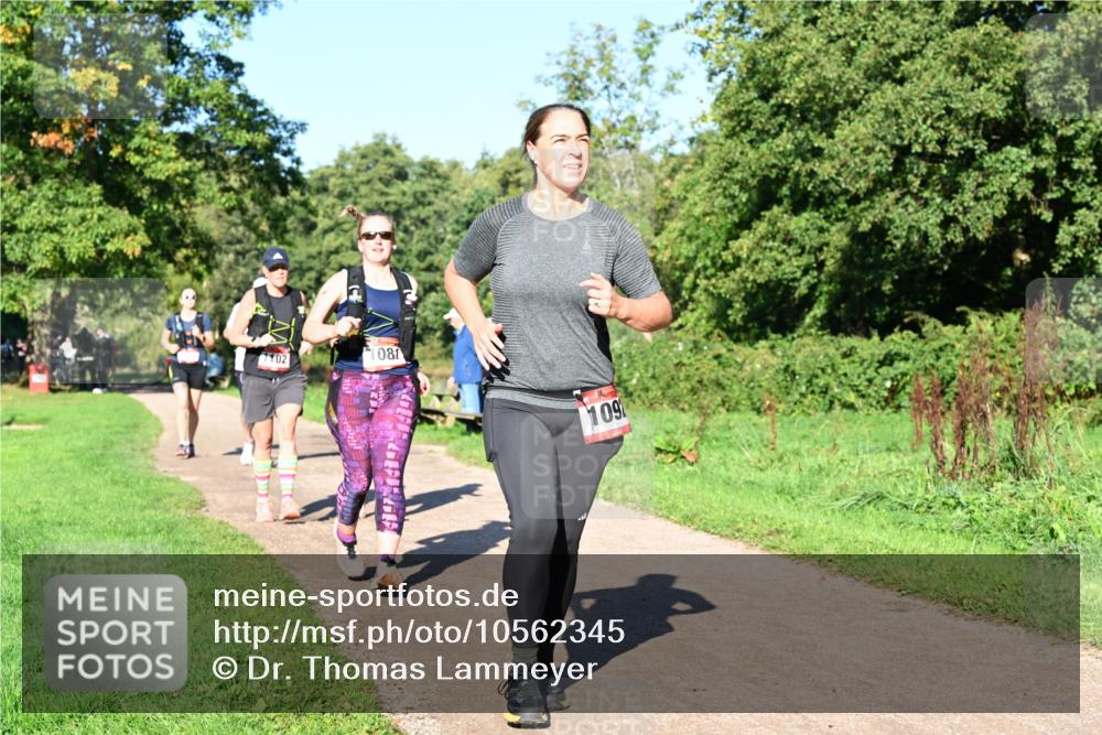 27.09.2026 - 35. Volkslauf durch das schöne Alstertal Dr. Thomas Lammeyer http://msf.ph/oto/10562345 27.09.2026 10:07:43 Laufen 102, 081, 109 meine-sportfotos.de