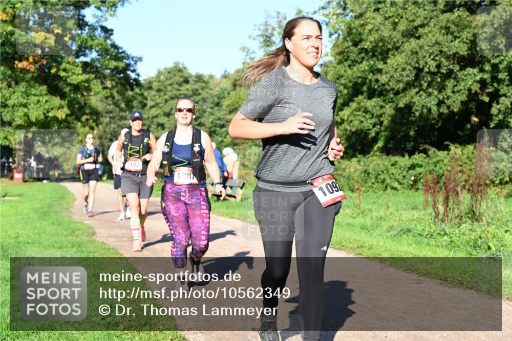 27.09.2026 - 35. Volkslauf durch das schöne Alstertal Dr. Thomas Lammeyer http://msf.ph/oto/10562349 27.09.2026 10:07:44 Laufen 109, 102, 1087 meine-sportfotos.de