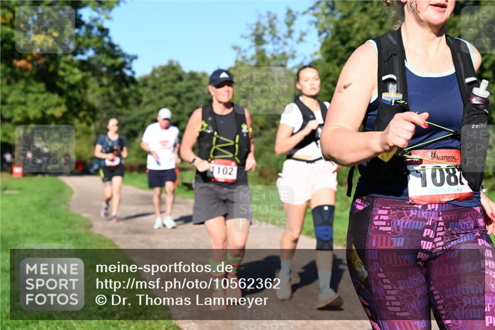27.09.2026 - 35. Volkslauf durch das schöne Alstertal Dr. Thomas Lammeyer http://msf.ph/oto/10562362 27.09.2026 10:07:46 Laufen 102, 108 meine-sportfotos.de
