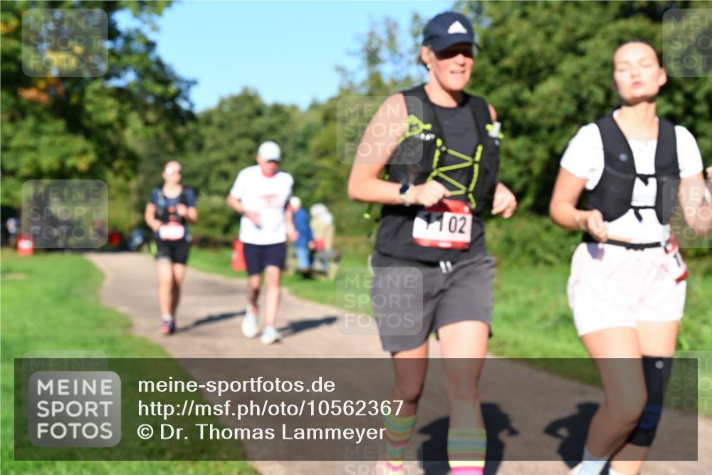 27.09.2026 - 35. Volkslauf durch das schöne Alstertal Dr. Thomas Lammeyer http://msf.ph/oto/10562367 27.09.2026 10:07:47 Laufen 102 meine-sportfotos.de