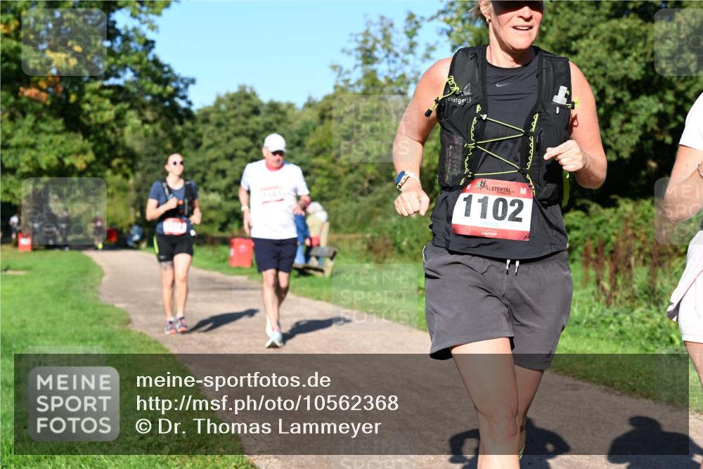 27.09.2026 - 35. Volkslauf durch das schöne Alstertal Dr. Thomas Lammeyer http://msf.ph/oto/10562368 27.09.2026 10:07:47 Laufen 1102 meine-sportfotos.de