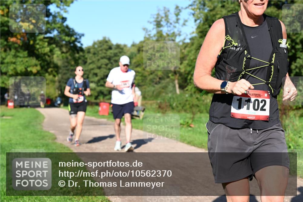 27.09.2026 - 35. Volkslauf durch das schöne Alstertal Dr. Thomas Lammeyer http://msf.ph/oto/10562370 27.09.2026 10:07:48 Laufen 1102 meine-sportfotos.de