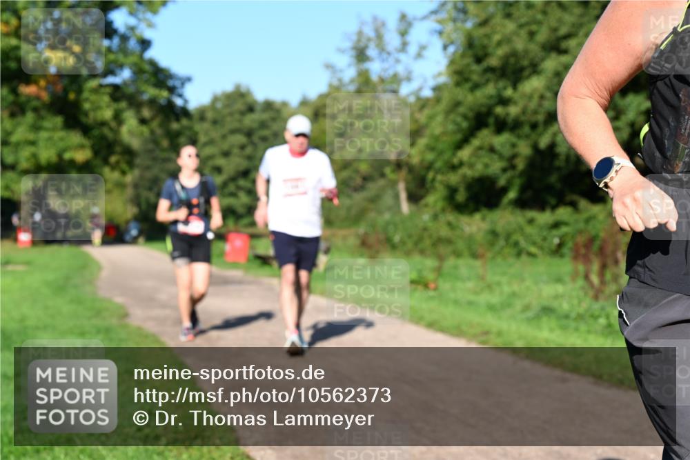 27.09.2026 - 35. Volkslauf durch das schöne Alstertal Dr. Thomas Lammeyer http://msf.ph/oto/10562373 27.09.2026 10:07:48 Laufen  meine-sportfotos.de