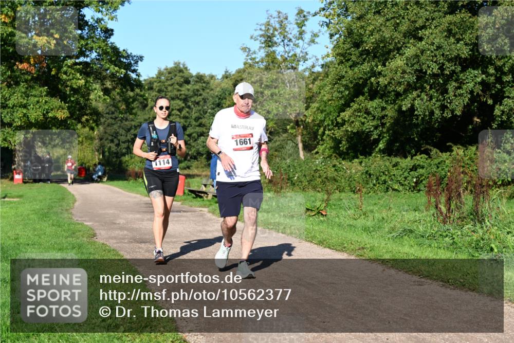 27.09.2026 - 35. Volkslauf durch das schöne Alstertal Dr. Thomas Lammeyer http://msf.ph/oto/10562377 27.09.2026 10:07:49 Laufen 1114, 1661 meine-sportfotos.de