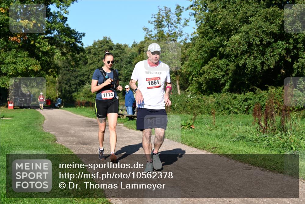 27.09.2026 - 35. Volkslauf durch das schöne Alstertal Dr. Thomas Lammeyer http://msf.ph/oto/10562378 27.09.2026 10:07:49 Laufen 1114, 1661 meine-sportfotos.de