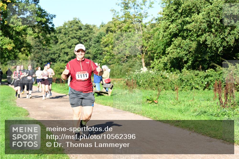 27.09.2026 - 35. Volkslauf durch das schöne Alstertal Dr. Thomas Lammeyer http://msf.ph/oto/10562396 27.09.2026 10:08:09 Laufen 1111 meine-sportfotos.de