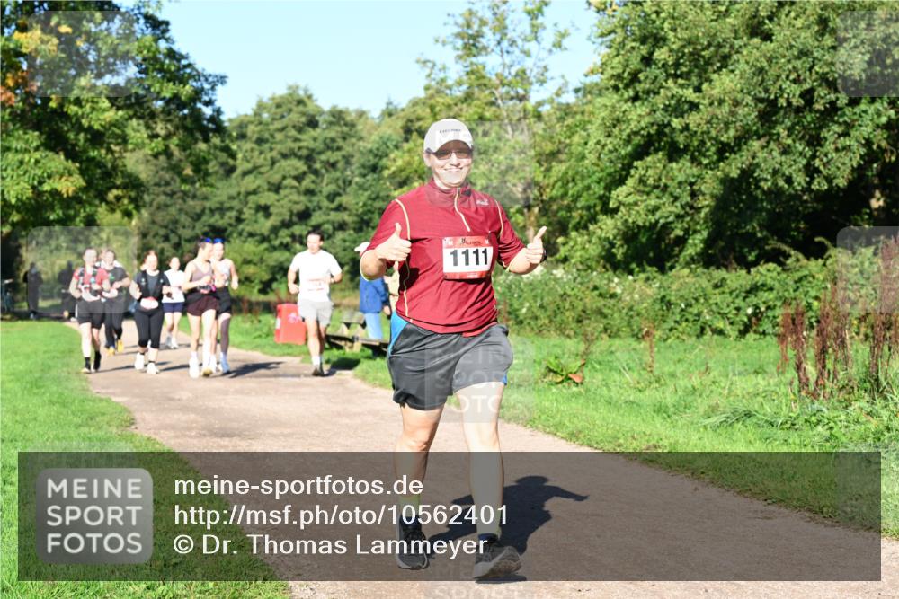 27.09.2026 - 35. Volkslauf durch das schöne Alstertal Dr. Thomas Lammeyer http://msf.ph/oto/10562401 27.09.2026 10:08:10 Laufen 1111 meine-sportfotos.de