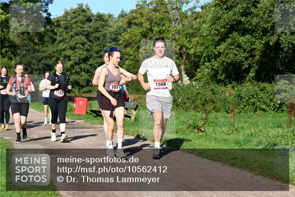27.09.2026 - 35. Volkslauf durch das schöne Alstertal Dr. Thomas Lammeyer http://msf.ph/oto/10562412 27.09.2026 10:08:14 Laufen  meine-sportfotos.de