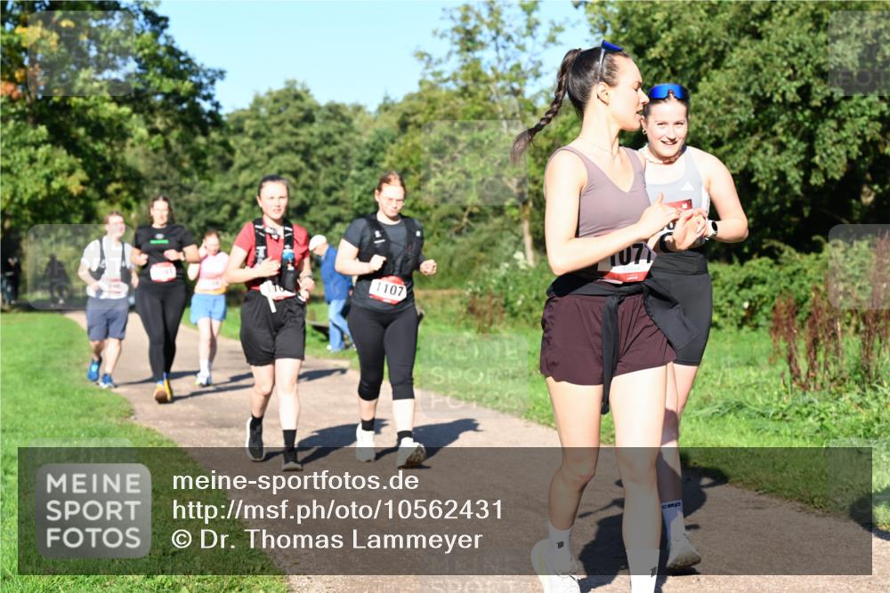 27.09.2026 - 35. Volkslauf durch das schöne Alstertal Dr. Thomas Lammeyer http://msf.ph/oto/10562431 27.09.2026 10:08:17 Laufen 1107, 107 meine-sportfotos.de