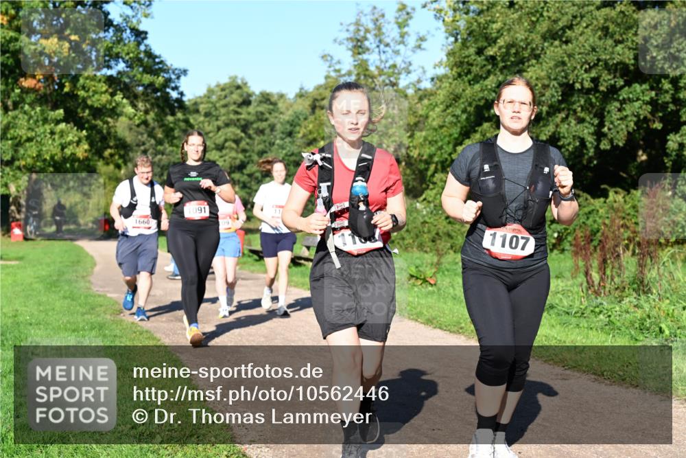 27.09.2026 - 35. Volkslauf durch das schöne Alstertal Dr. Thomas Lammeyer http://msf.ph/oto/10562446 27.09.2026 10:08:19 Laufen 1660, 091, 11, 1107 meine-sportfotos.de