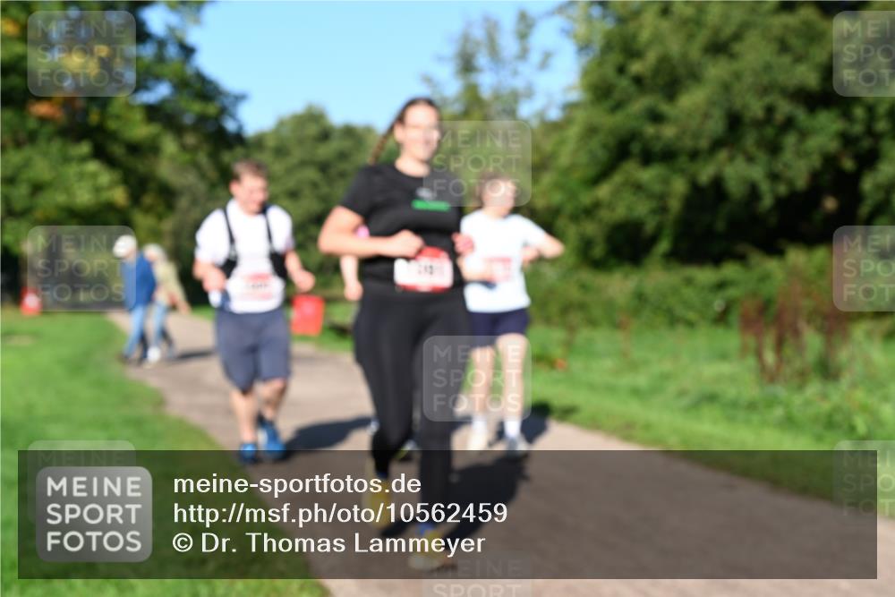 27.09.2026 - 35. Volkslauf durch das schöne Alstertal Dr. Thomas Lammeyer http://msf.ph/oto/10562459 27.09.2026 10:08:21 Laufen  meine-sportfotos.de