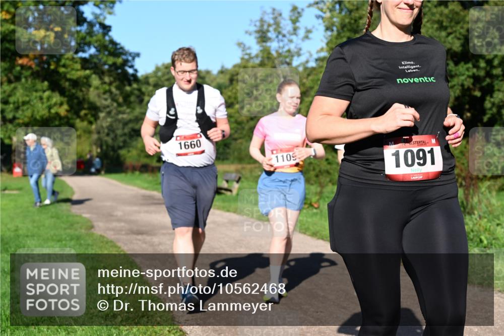 27.09.2026 - 35. Volkslauf durch das schöne Alstertal Dr. Thomas Lammeyer http://msf.ph/oto/10562468 27.09.2026 10:08:23 Laufen 1660, 1109, 1091 meine-sportfotos.de