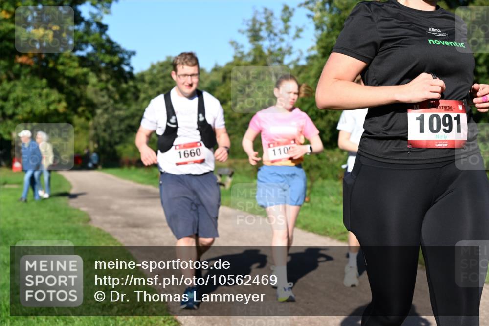 27.09.2026 - 35. Volkslauf durch das schöne Alstertal Dr. Thomas Lammeyer http://msf.ph/oto/10562469 27.09.2026 10:08:23 Laufen 1660, 110, 1091 meine-sportfotos.de