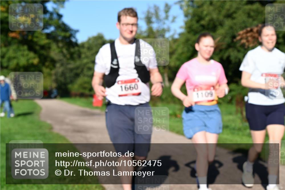 27.09.2026 - 35. Volkslauf durch das schöne Alstertal Dr. Thomas Lammeyer http://msf.ph/oto/10562475 27.09.2026 10:08:24 Laufen 1660, 1109 meine-sportfotos.de