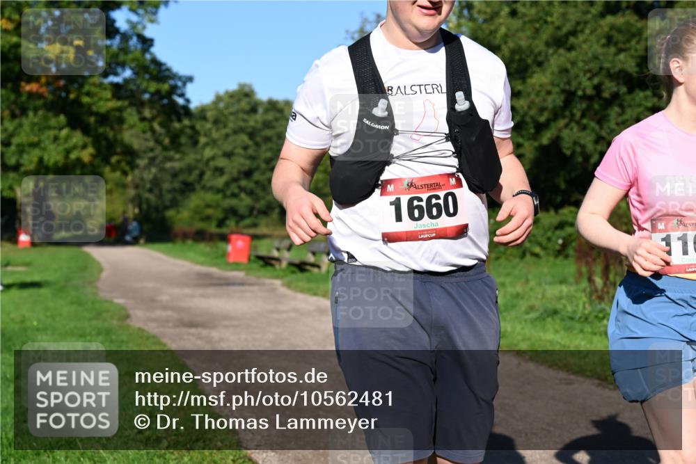 27.09.2026 - 35. Volkslauf durch das schöne Alstertal Dr. Thomas Lammeyer http://msf.ph/oto/10562481 27.09.2026 10:08:24 Laufen 1660, 110 meine-sportfotos.de