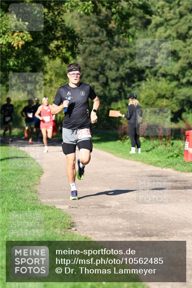 27.09.2026 - 35. Volkslauf durch das schöne Alstertal Dr. Thomas Lammeyer http://msf.ph/oto/10562485 27.09.2026 10:23:46 Laufen 8, 384 meine-sportfotos.de