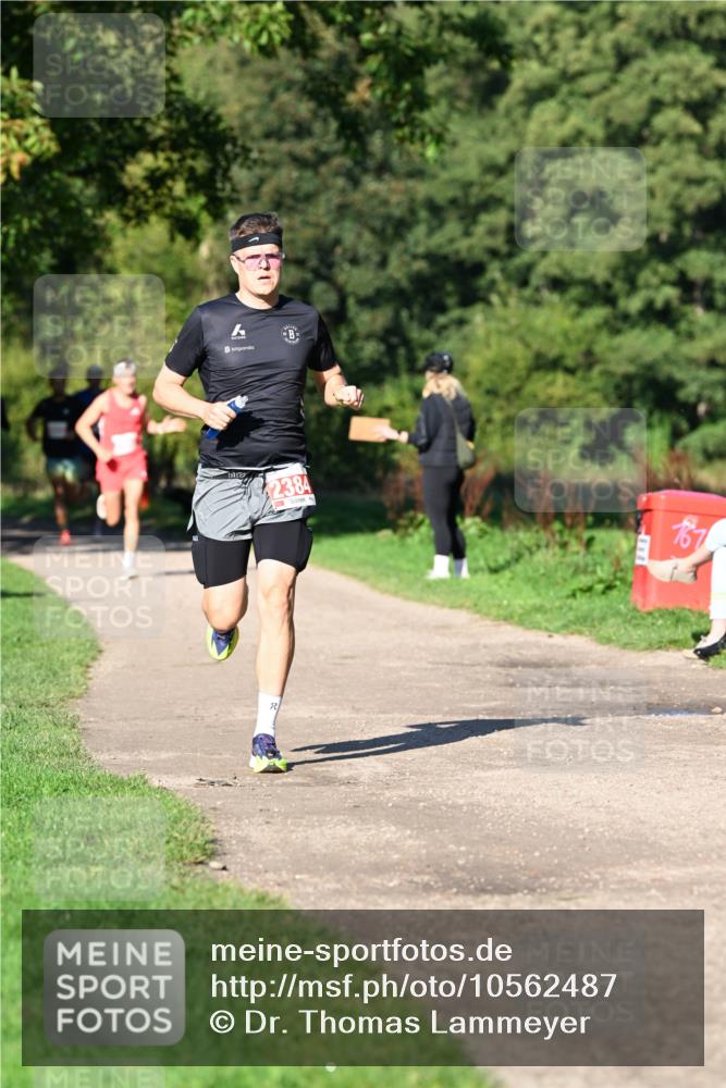 27.09.2026 - 35. Volkslauf durch das schöne Alstertal Dr. Thomas Lammeyer http://msf.ph/oto/10562487 27.09.2026 10:23:46 Laufen  meine-sportfotos.de