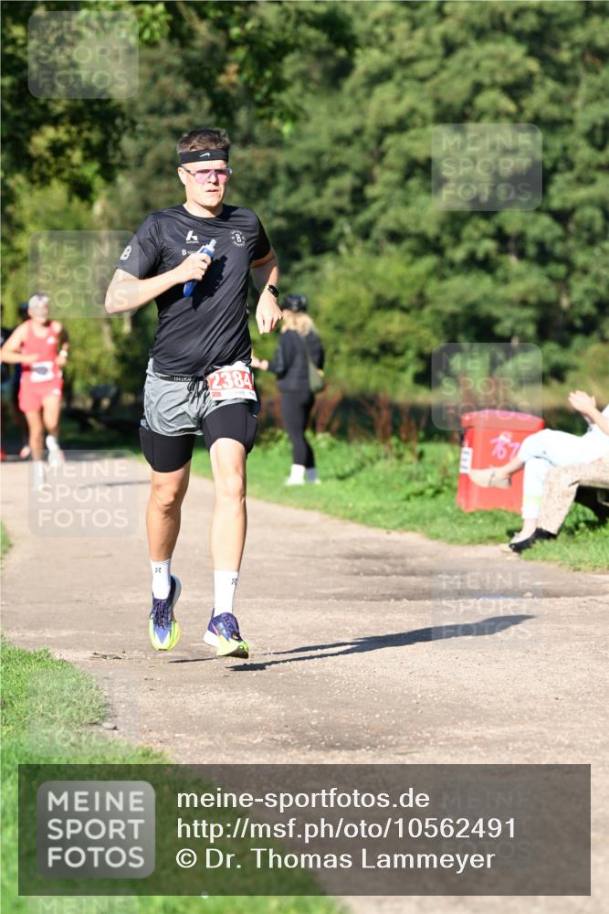 27.09.2026 - 35. Volkslauf durch das schöne Alstertal Dr. Thomas Lammeyer http://msf.ph/oto/10562491 27.09.2026 10:23:47 Laufen 2384 meine-sportfotos.de