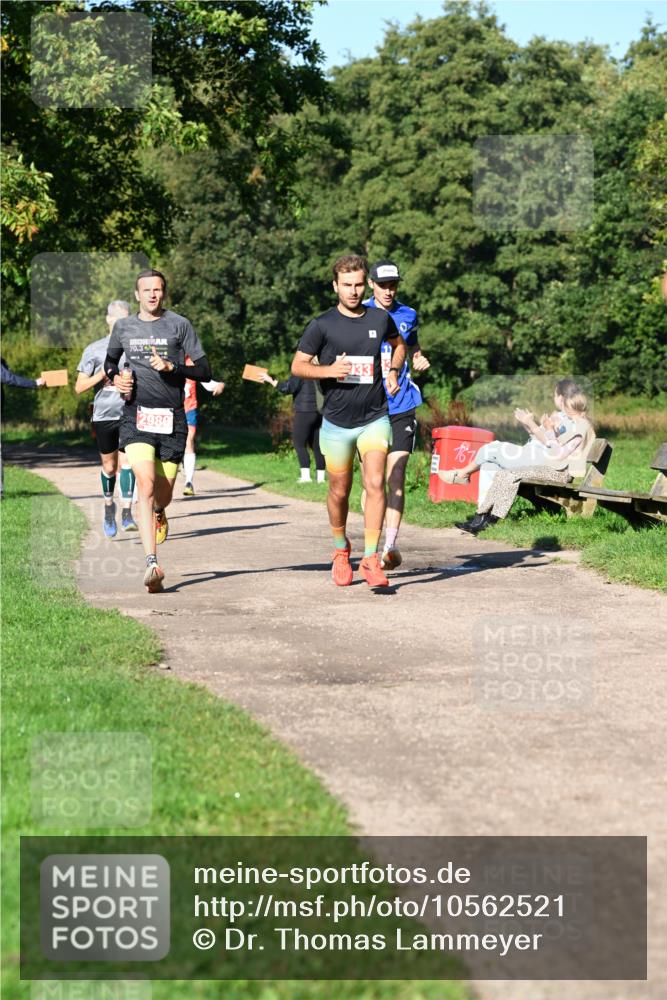 27.09.2026 - 35. Volkslauf durch das schöne Alstertal Dr. Thomas Lammeyer http://msf.ph/oto/10562521 27.09.2026 10:23:56 Laufen 70, 3, 33, 2980, 167 meine-sportfotos.de