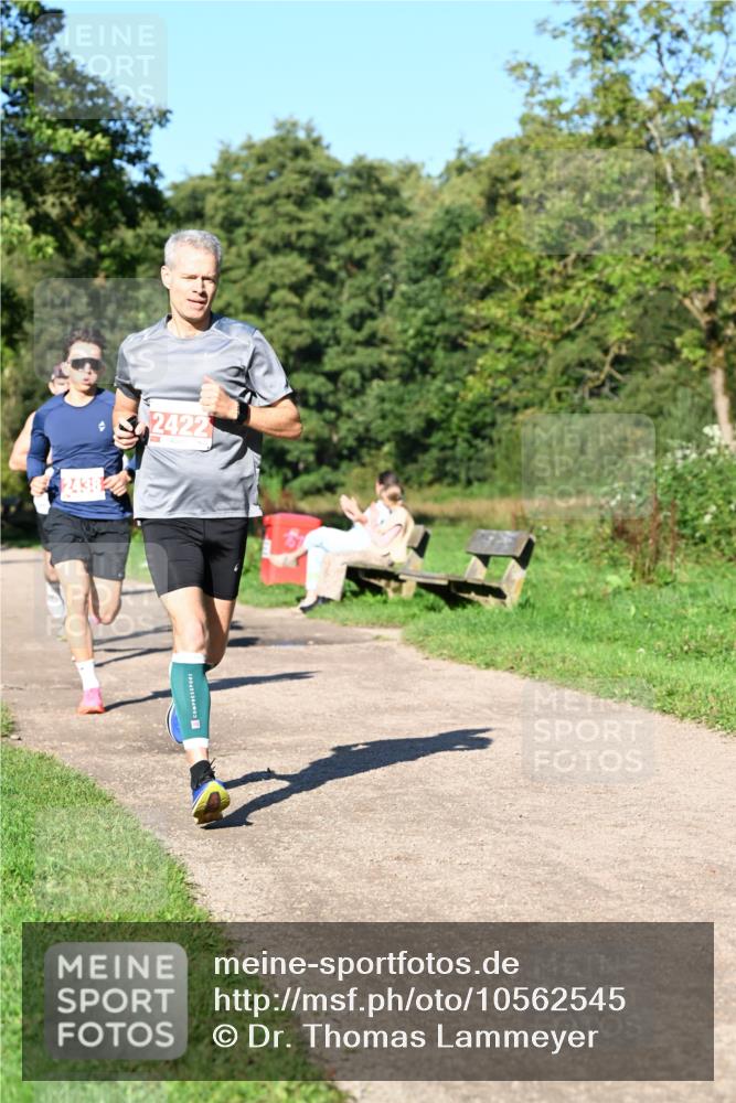 27.09.2026 - 35. Volkslauf durch das schöne Alstertal Dr. Thomas Lammeyer http://msf.ph/oto/10562545 27.09.2026 10:24:00 Laufen 2438, 2422 meine-sportfotos.de
