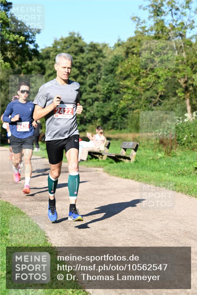 27.09.2026 - 35. Volkslauf durch das schöne Alstertal Dr. Thomas Lammeyer http://msf.ph/oto/10562547 27.09.2026 10:24:00 Laufen 2438, 2422 meine-sportfotos.de