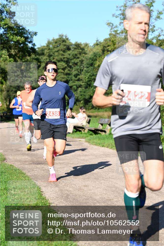 27.09.2026 - 35. Volkslauf durch das schöne Alstertal Dr. Thomas Lammeyer http://msf.ph/oto/10562552 27.09.2026 10:24:01 Laufen 2438, 2422 meine-sportfotos.de