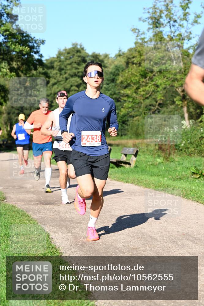 27.09.2026 - 35. Volkslauf durch das schöne Alstertal Dr. Thomas Lammeyer http://msf.ph/oto/10562555 27.09.2026 10:24:02 Laufen 2438 meine-sportfotos.de