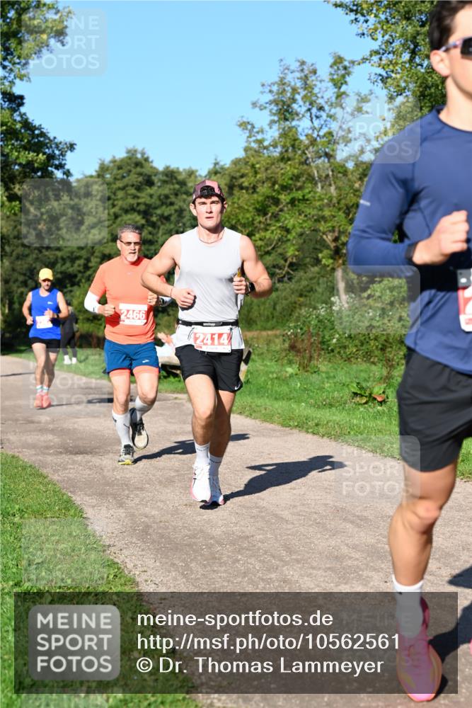 27.09.2026 - 35. Volkslauf durch das schöne Alstertal Dr. Thomas Lammeyer http://msf.ph/oto/10562561 27.09.2026 10:24:03 Laufen 2466, 2414 meine-sportfotos.de