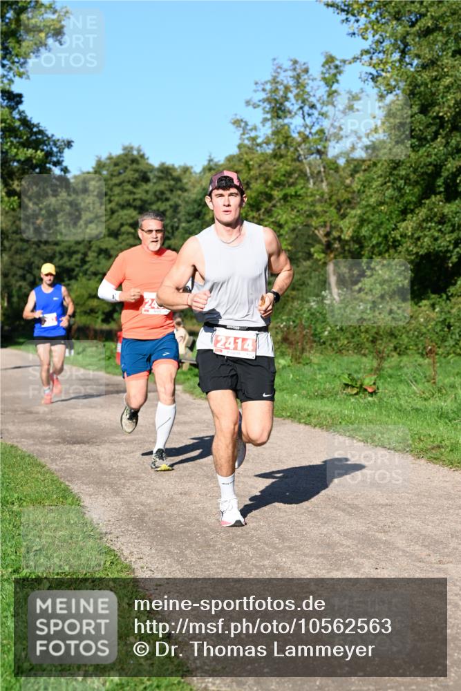 27.09.2026 - 35. Volkslauf durch das schöne Alstertal Dr. Thomas Lammeyer http://msf.ph/oto/10562563 27.09.2026 10:24:03 Laufen 2414 meine-sportfotos.de