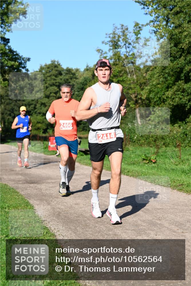 27.09.2026 - 35. Volkslauf durch das schöne Alstertal Dr. Thomas Lammeyer http://msf.ph/oto/10562564 27.09.2026 10:24:03 Laufen 2466, 2414 meine-sportfotos.de