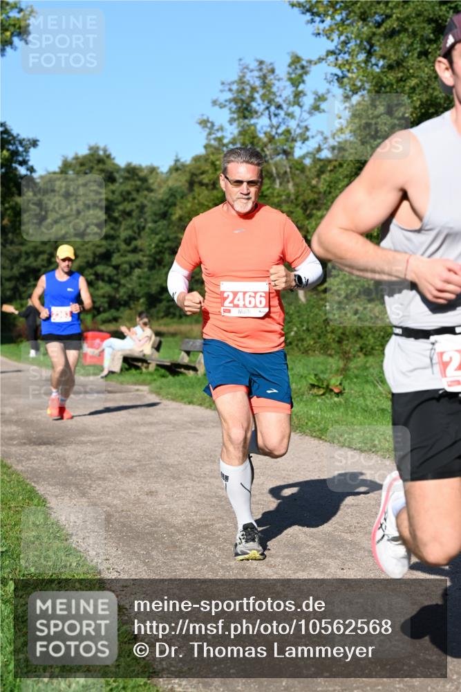 27.09.2026 - 35. Volkslauf durch das schöne Alstertal Dr. Thomas Lammeyer http://msf.ph/oto/10562568 27.09.2026 10:24:04 Laufen  meine-sportfotos.de