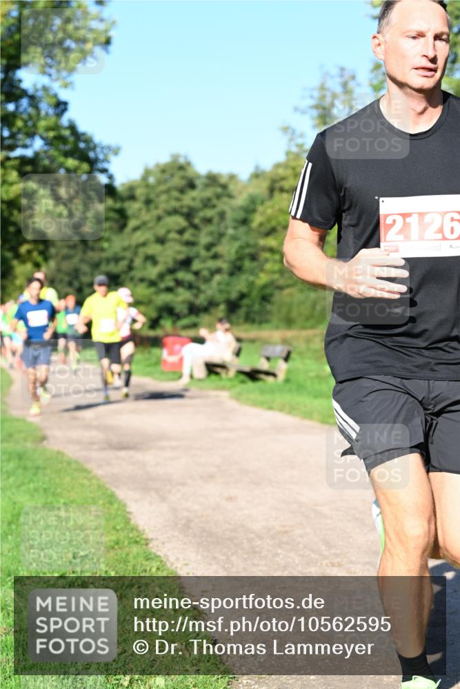 27.09.2026 - 35. Volkslauf durch das schöne Alstertal Dr. Thomas Lammeyer http://msf.ph/oto/10562595 27.09.2026 10:24:12 Laufen 2126 meine-sportfotos.de