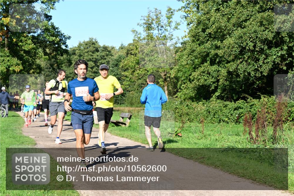 27.09.2026 - 35. Volkslauf durch das schöne Alstertal Dr. Thomas Lammeyer http://msf.ph/oto/10562600 27.09.2026 10:24:14 Laufen  meine-sportfotos.de