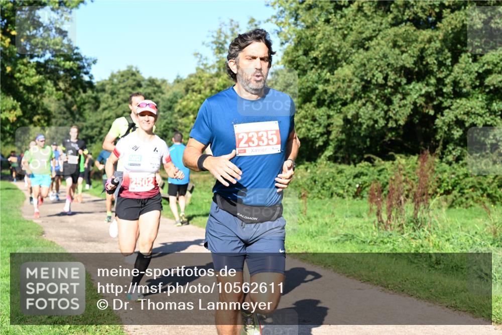 27.09.2026 - 35. Volkslauf durch das schöne Alstertal Dr. Thomas Lammeyer http://msf.ph/oto/10562611 27.09.2026 10:24:16 Laufen 2335, 1, 2502 meine-sportfotos.de