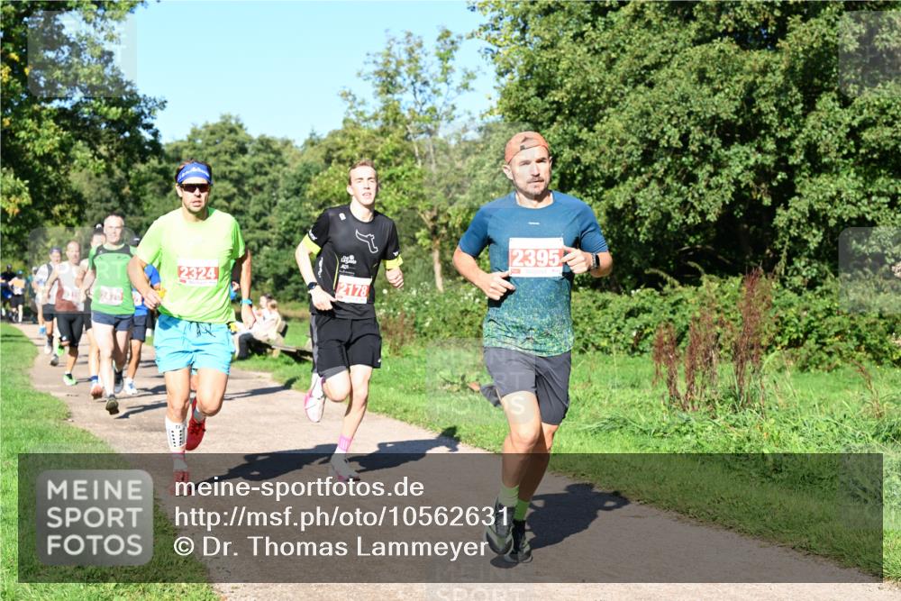 27.09.2026 - 35. Volkslauf durch das schöne Alstertal Dr. Thomas Lammeyer http://msf.ph/oto/10562631 27.09.2026 10:24:19 Laufen 2178, 2395, 2470, 2324 meine-sportfotos.de