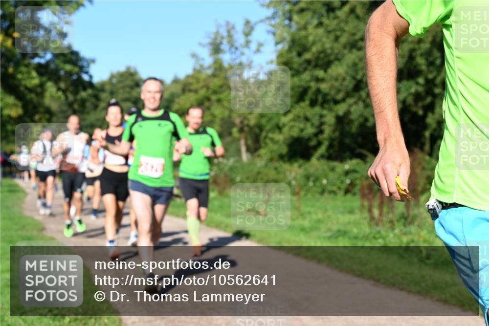 27.09.2026 - 35. Volkslauf durch das schöne Alstertal Dr. Thomas Lammeyer http://msf.ph/oto/10562641 27.09.2026 10:24:21 Laufen  meine-sportfotos.de