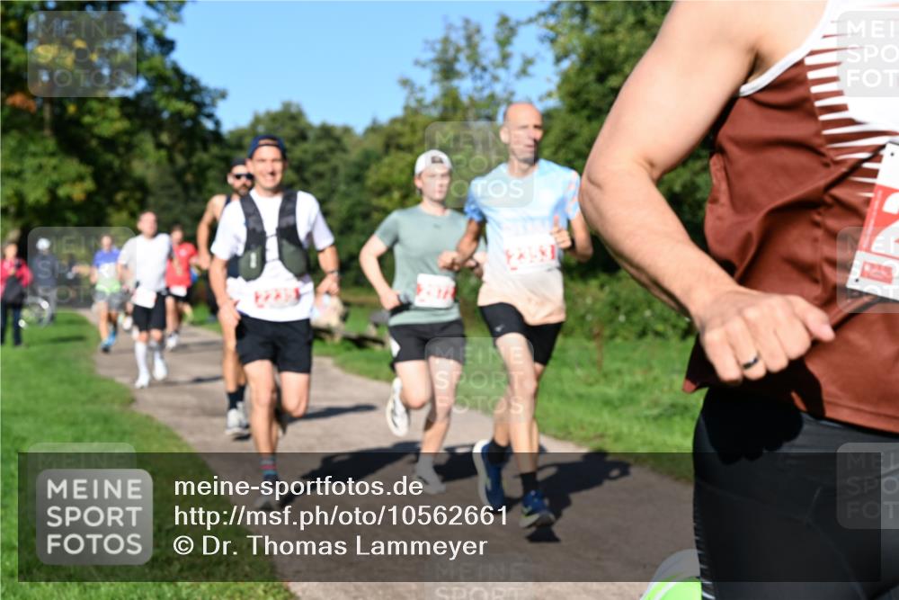 27.09.2026 - 35. Volkslauf durch das schöne Alstertal Dr. Thomas Lammeyer http://msf.ph/oto/10562661 27.09.2026 10:24:24 Laufen 2353 meine-sportfotos.de