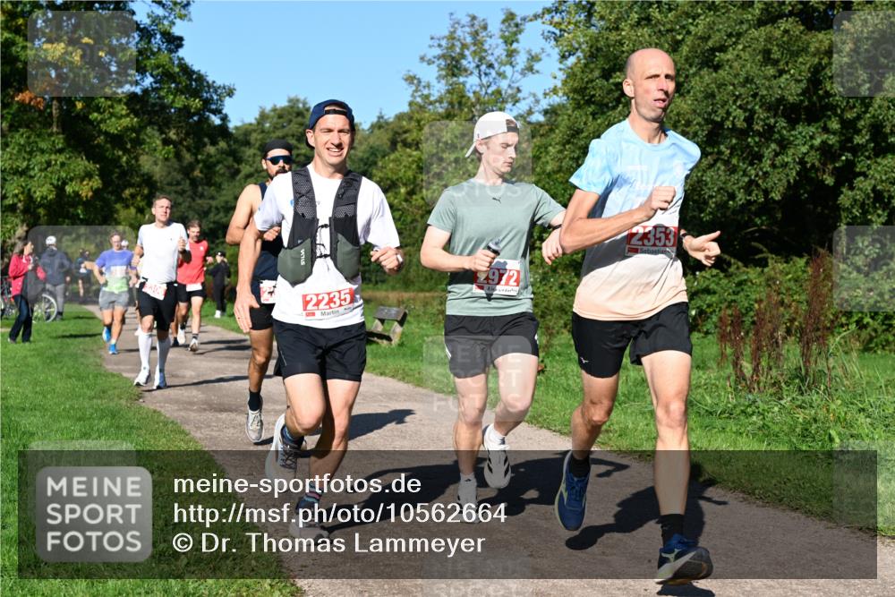 27.09.2026 - 35. Volkslauf durch das schöne Alstertal Dr. Thomas Lammeyer http://msf.ph/oto/10562664 27.09.2026 10:24:24 Laufen 2235, 972, 2353 meine-sportfotos.de