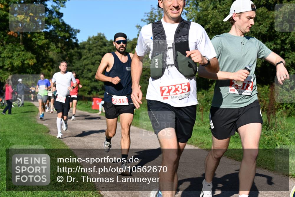 27.09.2026 - 35. Volkslauf durch das schöne Alstertal Dr. Thomas Lammeyer http://msf.ph/oto/10562670 27.09.2026 10:24:25 Laufen 2019, 2235 meine-sportfotos.de