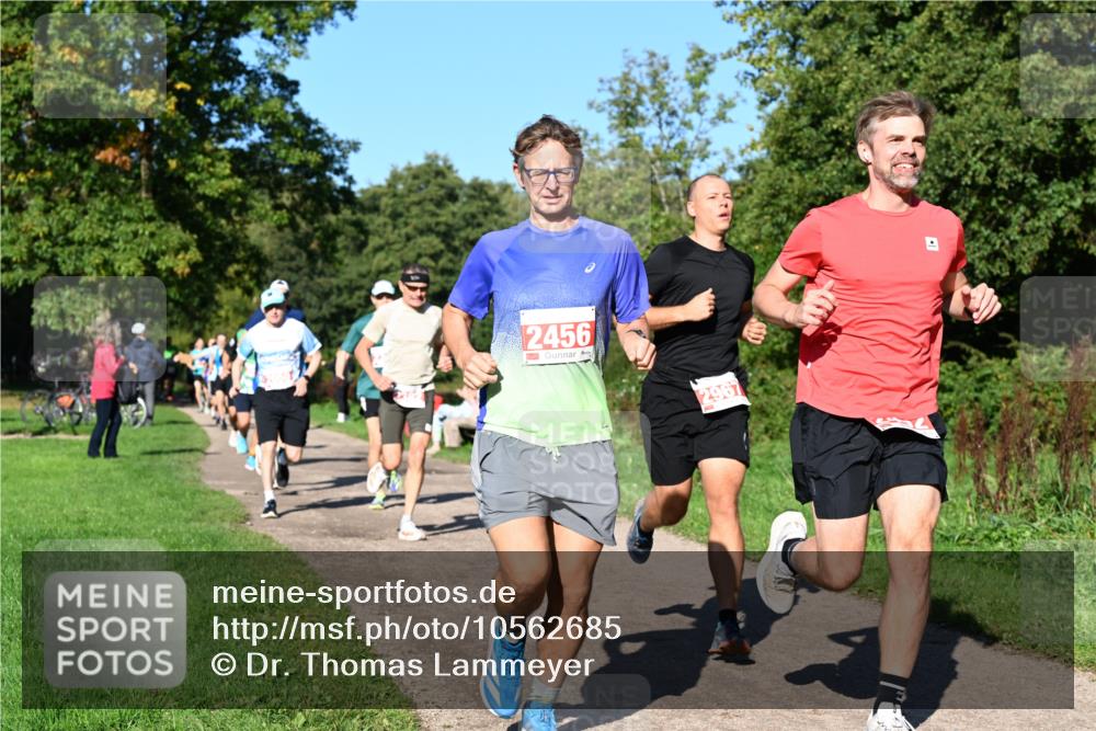 27.09.2026 - 35. Volkslauf durch das schöne Alstertal Dr. Thomas Lammeyer http://msf.ph/oto/10562685 27.09.2026 10:24:29 Laufen 2456, 2967 meine-sportfotos.de