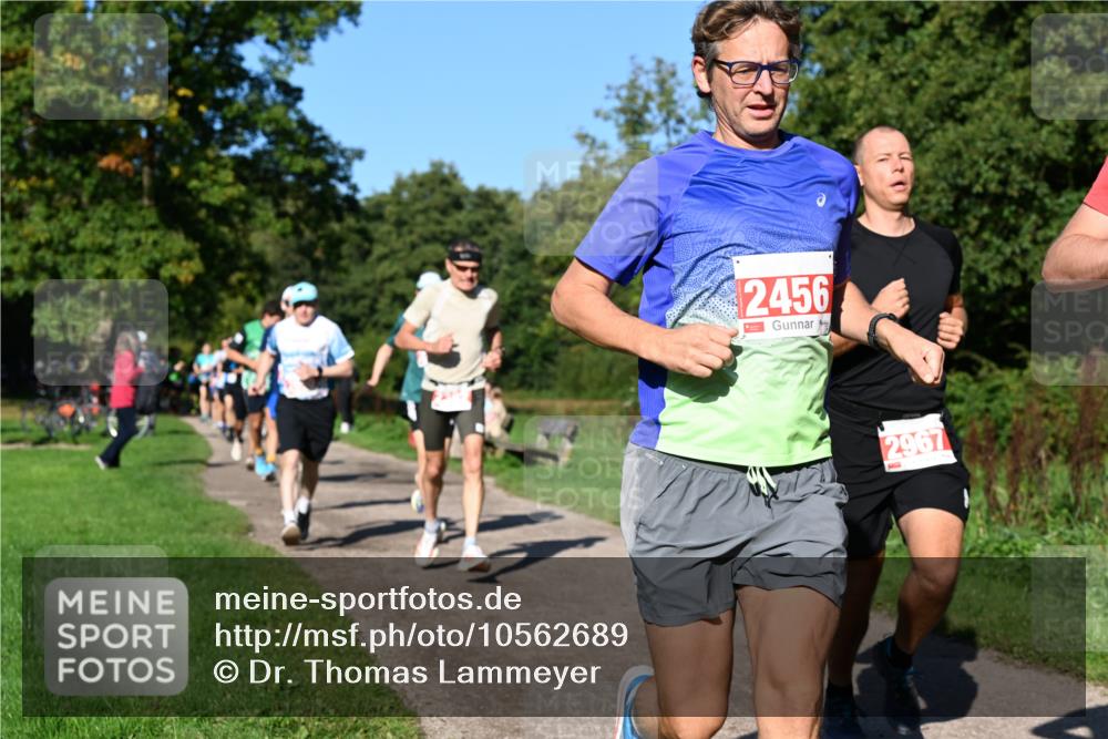 27.09.2026 - 35. Volkslauf durch das schöne Alstertal Dr. Thomas Lammeyer http://msf.ph/oto/10562689 27.09.2026 10:24:30 Laufen 2456, 2967 meine-sportfotos.de