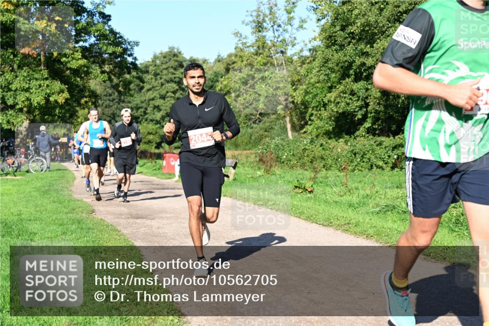 27.09.2026 - 35. Volkslauf durch das schöne Alstertal Dr. Thomas Lammeyer http://msf.ph/oto/10562705 27.09.2026 10:24:35 Laufen 2044 meine-sportfotos.de