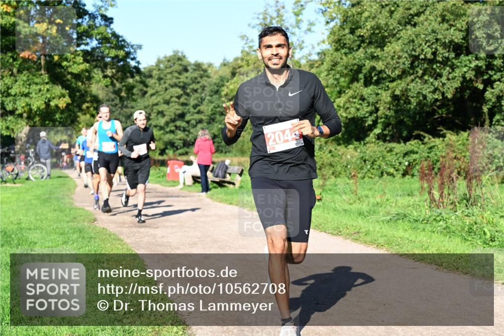 27.09.2026 - 35. Volkslauf durch das schöne Alstertal Dr. Thomas Lammeyer http://msf.ph/oto/10562708 27.09.2026 10:24:36 Laufen 2044 meine-sportfotos.de