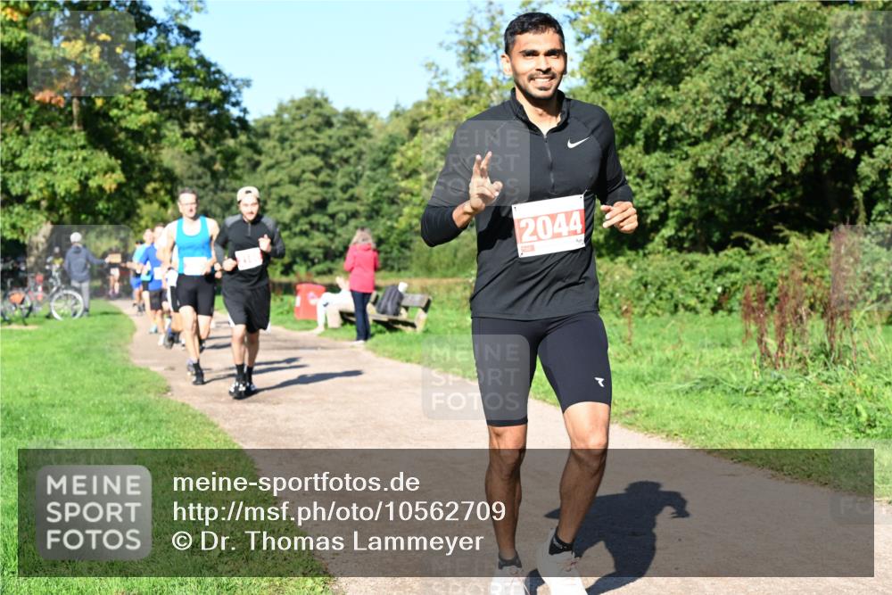 27.09.2026 - 35. Volkslauf durch das schöne Alstertal Dr. Thomas Lammeyer http://msf.ph/oto/10562709 27.09.2026 10:24:36 Laufen 2044 meine-sportfotos.de