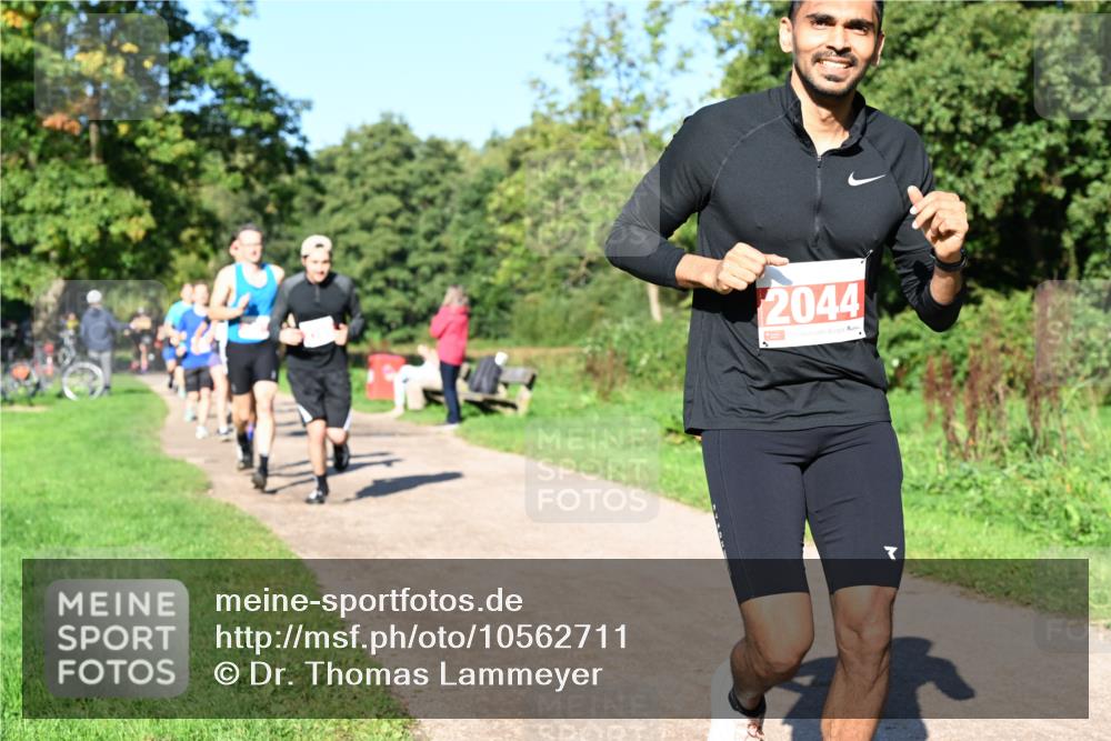 27.09.2026 - 35. Volkslauf durch das schöne Alstertal Dr. Thomas Lammeyer http://msf.ph/oto/10562711 27.09.2026 10:24:36 Laufen 2044 meine-sportfotos.de