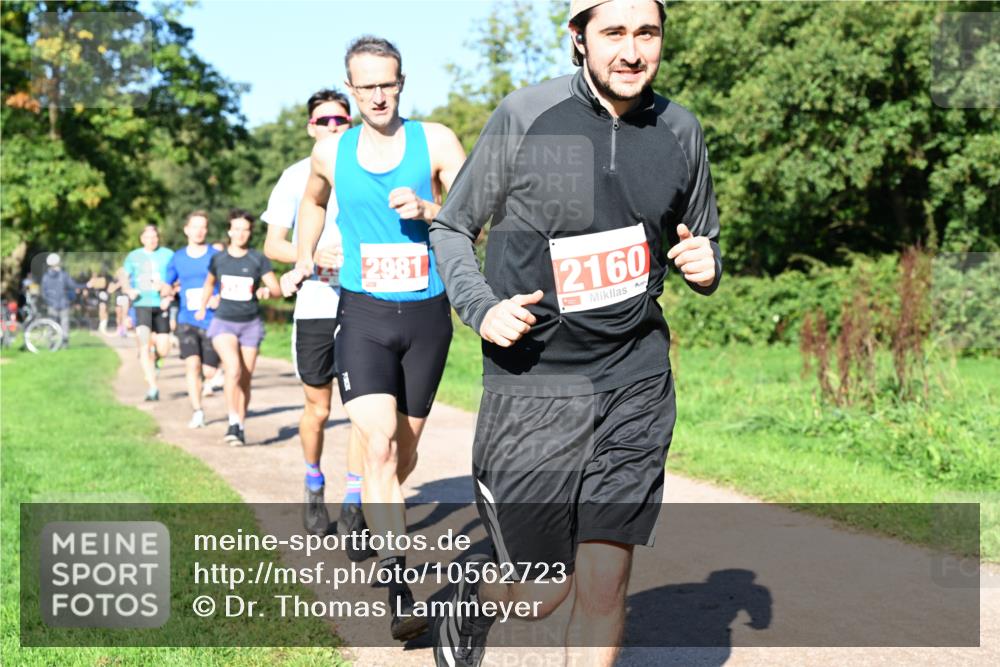 27.09.2026 - 35. Volkslauf durch das schöne Alstertal Dr. Thomas Lammeyer http://msf.ph/oto/10562723 27.09.2026 10:24:39 Laufen 2981, 2160 meine-sportfotos.de